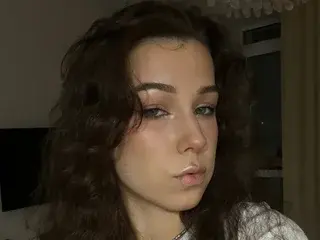 Streamate Live Porn of LeyaBloom