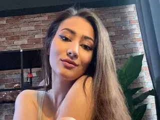 Streamate Sex Cam of IsoldeBlis