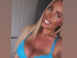 Streamate Private Sex Chat of CandyKay25