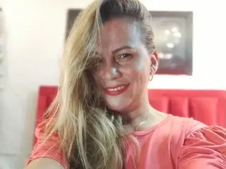 Streamate Sex Chat of MeryJeeans