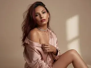 Streamate Live Sex Cam of RoxxanneMooree