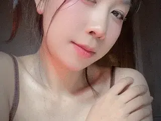 Streamate Free Porn Cam of SweetVy_X23