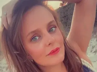 Streamate Sex Cam of Louisa35