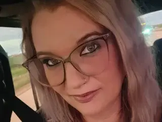 Streamate Nude Webcam of NinaNicoleRoyale