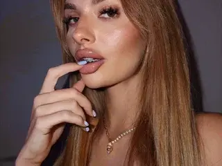 Streamate Live Porn of LeyaMeyers