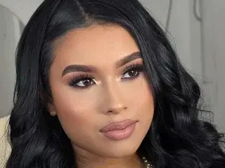 Streamate Watch Live Sex Cams of MiaHannton