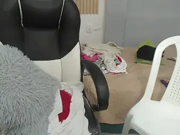 Stripchat Live Porn of naty_18