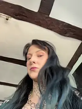 Stripchat Adult Webcam of BlueVelvetBat