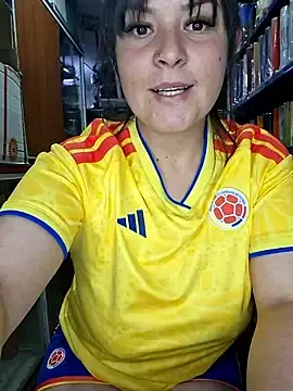 Stripchat Live Sex Cam of Isa_bella95