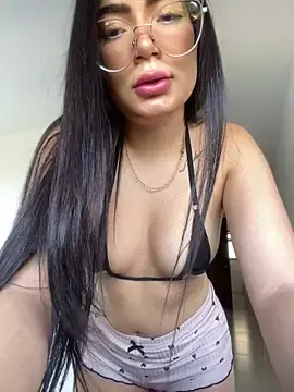 Stripchat Best Webcam of Mia_222