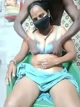 Stripchat Live Sex of tamil_radhaa