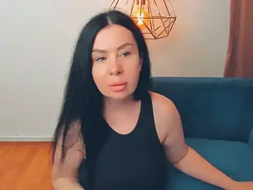Stripchat Free Porn Cam of BrilliantGirll