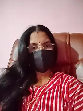 Stripchat Adult Webcam of tamil_peenqueen
