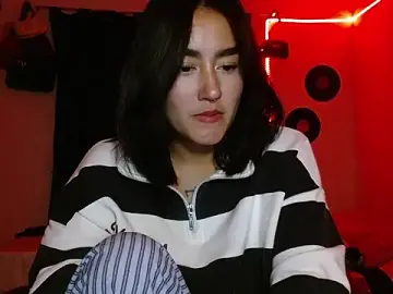 Stripchat Live Sex Cam of ludo_kitty