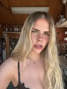 Stripchat Best live sex cam show of delicioussdixie