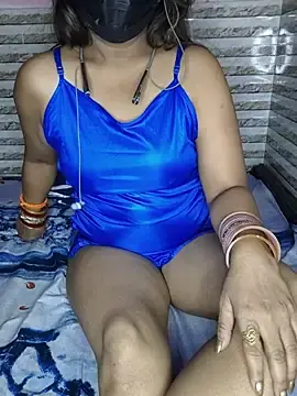 Stripchat Adult Webcam of Curvy_Anushka