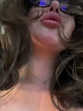 Stripchat Best live sex cam show of sukhakunis1