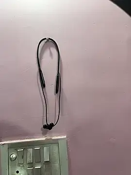 Stripchat Live Sex Cam of Sexy_vanshika01