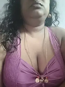 Stripchat Live Porn of Deborbhavi222