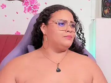 Stripchat Best live sex cam show of MelannieSimons