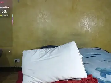 Stripchat Sex Chat of LilyQueen_cg