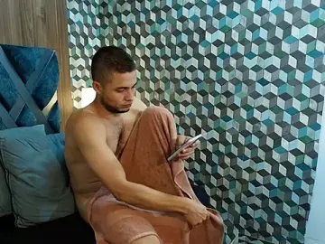 Stripchat Live Sex Cam of Joaho_Fernandez