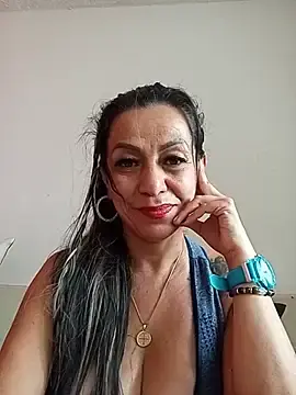 Stripchat Adult Webcam of awezomepenelope
