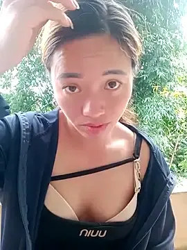 Stripchat Free Porn Cam of little-effy