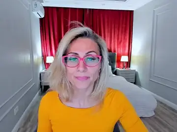 Stripchat Sex Cam of MuseOfStage