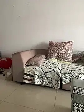 Stripchat Live Sex Cam of yan63737