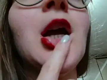 Stripchat Sex Chat of KiraGoldens