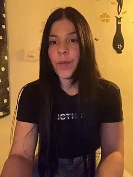 Stripchat Adult Webcam of Estefani_32