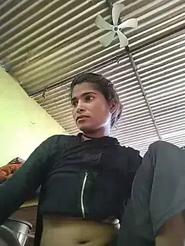 Stripchat Live Sex Cam of Rubina_khan4