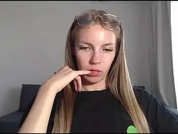 Stripchat Best Webcam of HitGyrl