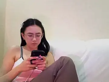 Stripchat Free Porn Cam of SolvedGlobe