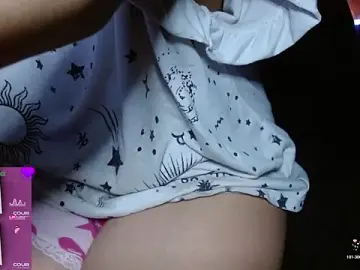 Stripchat Watch Live Sex Cams of MidoriQuiinn