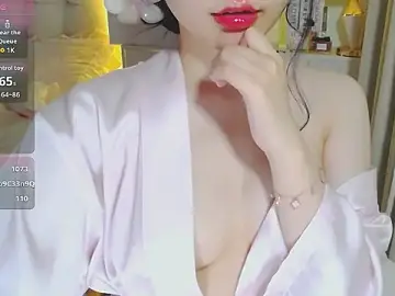 Stripchat Live Sex Cam of HaLa_Madrid20