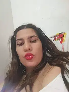Stripchat Live Sex Cam of Niyen09