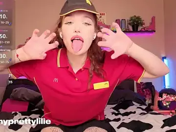 Stripchat Nude Webcam of PrettyLilie
