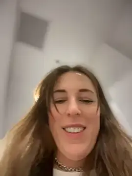 Stripchat Watch Live Sex Cams of MommmyYummy