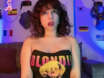 Stripchat Live Sex of Sweet_Chaos