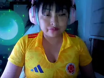 Stripchat Sex Cam of Shaddycute_