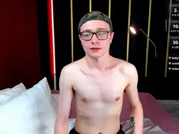 Stripchat Live Sex of Emmit_Barker