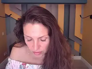 Stripchat Free Porn Cam of EllaLong