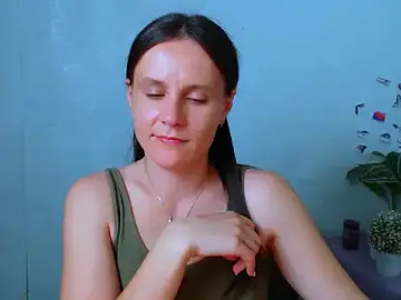 Stripchat Best live sex cam show of ValeriaHeart_