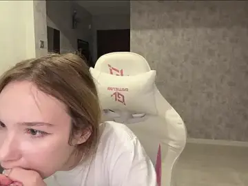 Stripchat Watch Live Sex Cams of LittleMiaX