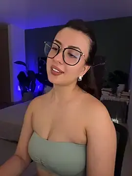 Stripchat Live Porn of EmaSaenz