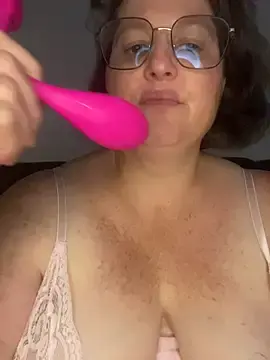 Stripchat Sex Chat of bea_french_curvy