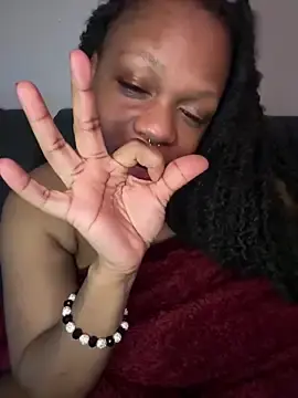 Stripchat Free Porn Cam of BonnyMolhada