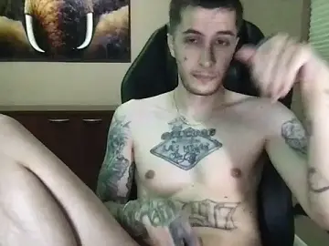 Stripchat Sex Cam of JuicyJoshy